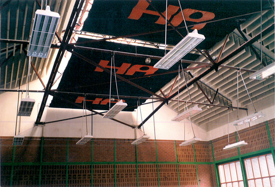 Banner in einer Sporthalle